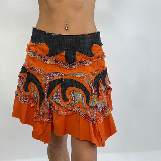 💻CARRIE BRADSHAW DROP | small orange ruffle skirt with abstract pattern all over