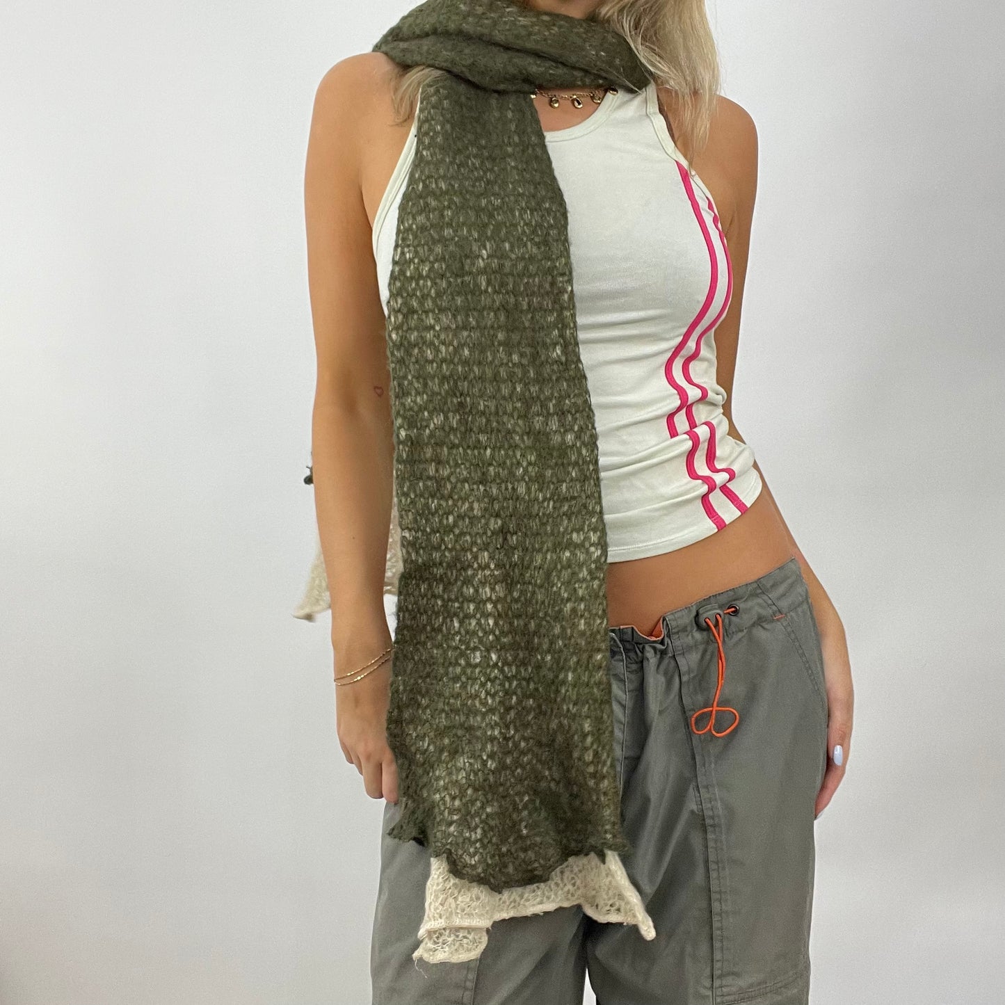 💚 GORPCORE DROP | green and cream knit scarf