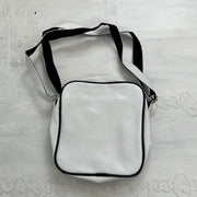 ‼️💻 white roxy side bag with black stitching