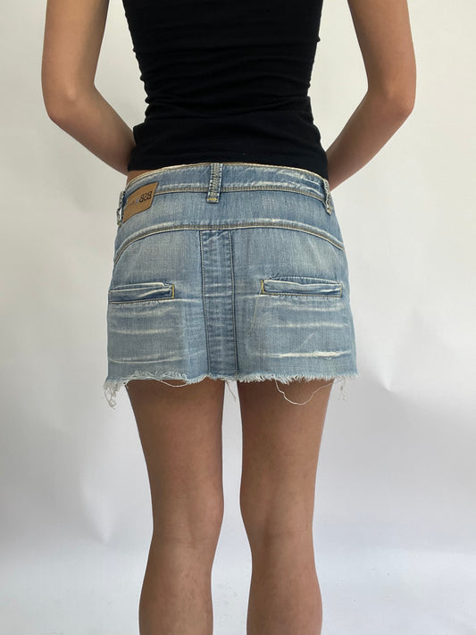 COASTAL COWGIRL DROP | صغيرة ضوء غسل الدينيم مع اثنين من الأكياس والزر