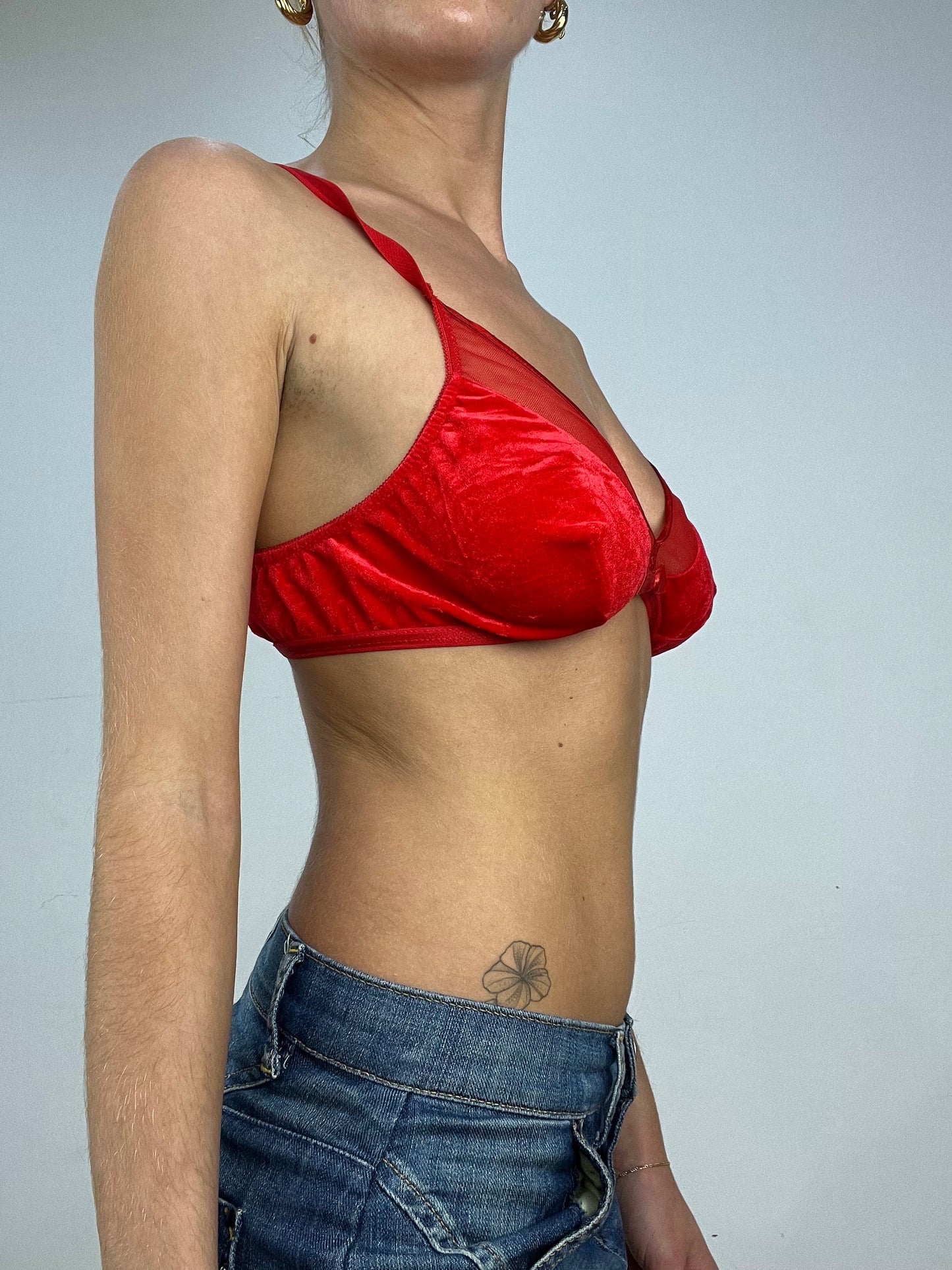 💚 DATE NIGHT | large red velour bra