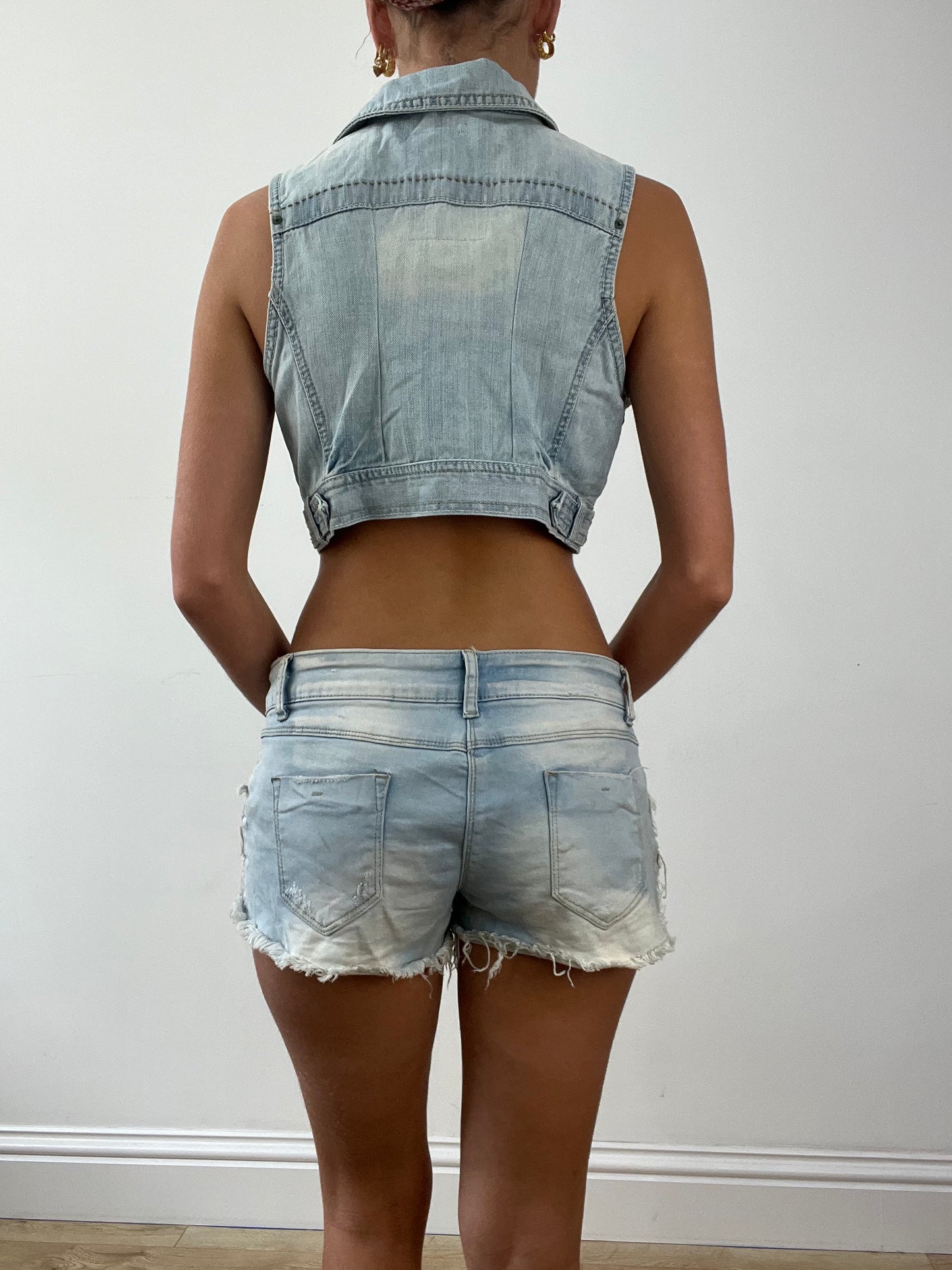 GIRLBAND DROP | medium light wash sleeveless denim jacket