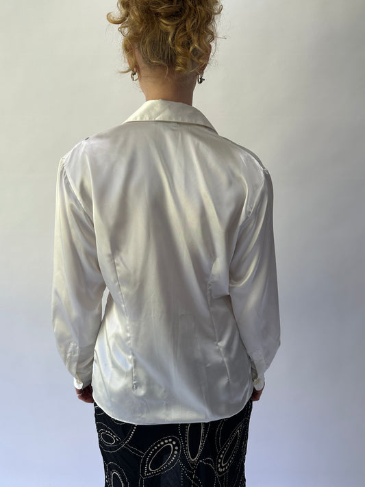 devil wears prada | medium white kookai satin style button up shirt