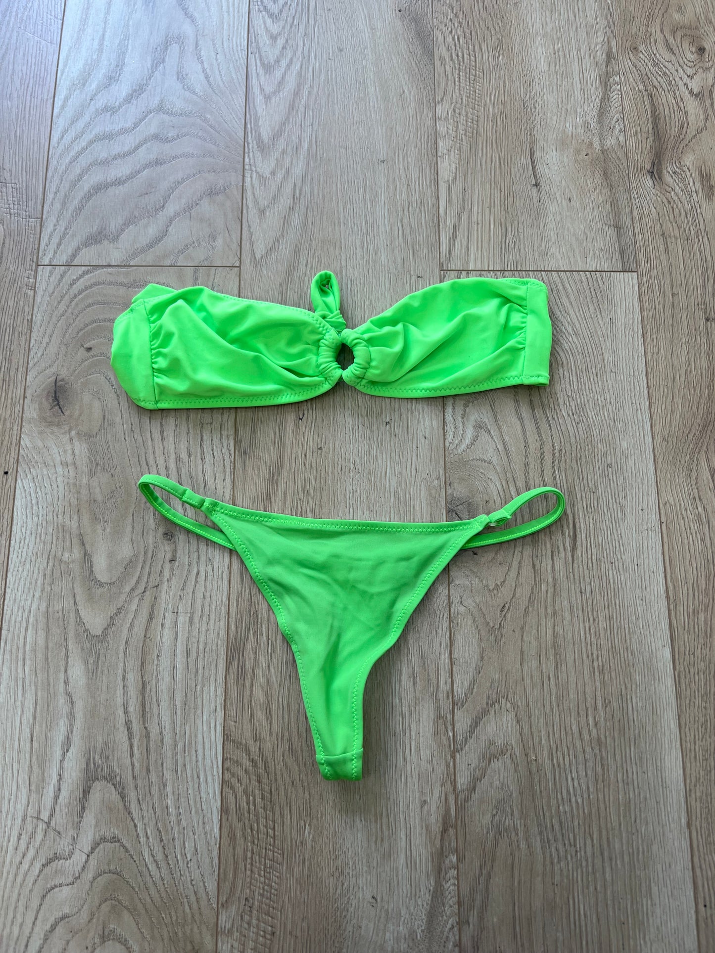 💻💚vintage edit twenty-four | small lime green bandeau bikini