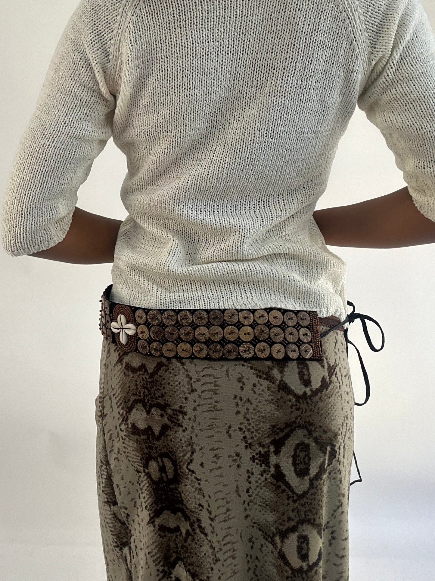 BEST PICKS | brown belt with button and shell detailing