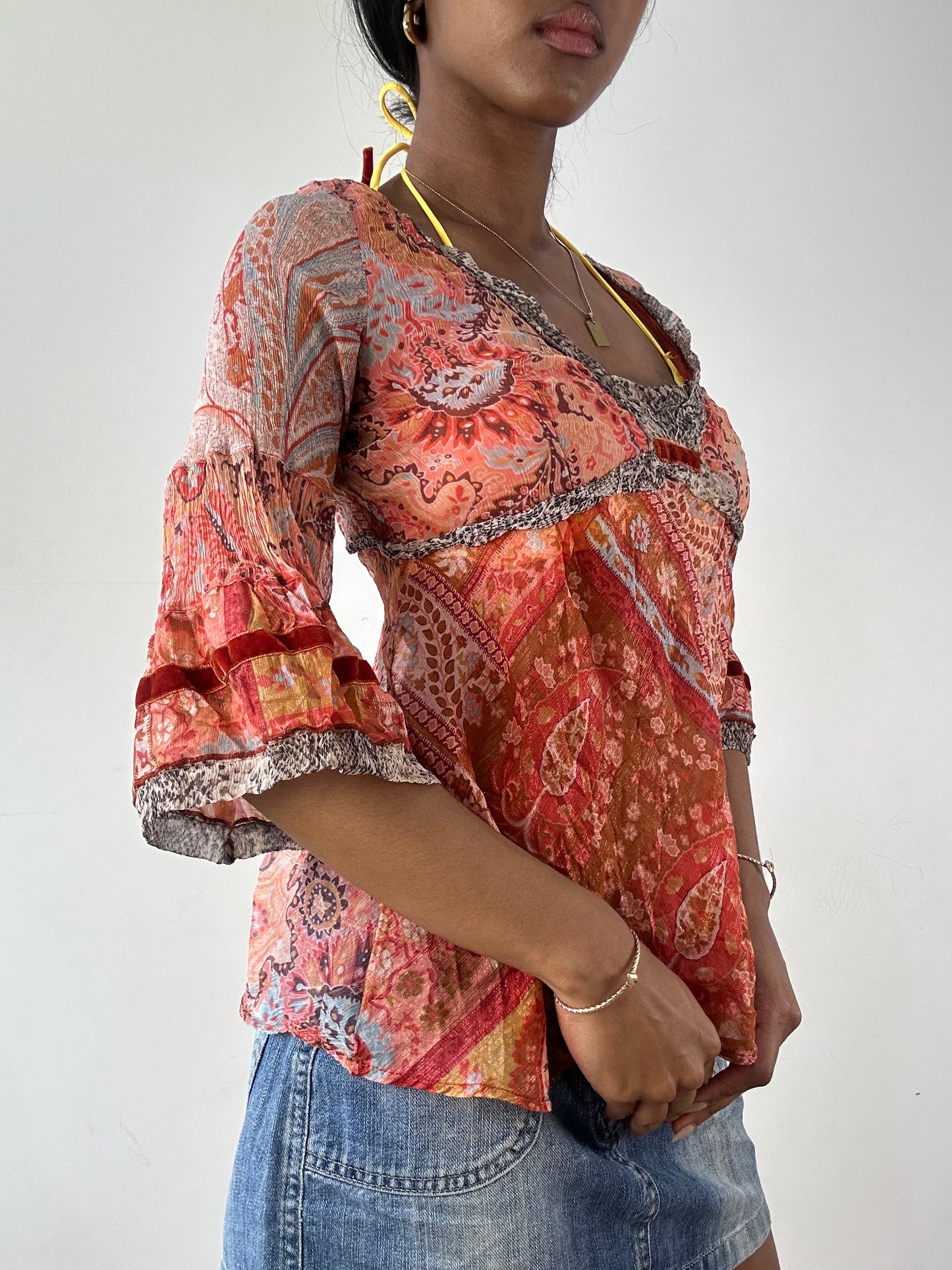 vintage edit twenty-one | small orange sheer 3/4 sleeve patterned top