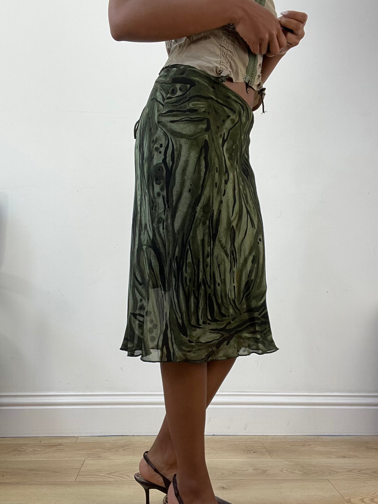 AUTUMN EDIT | small green midi skirt with graphic mesh overlay