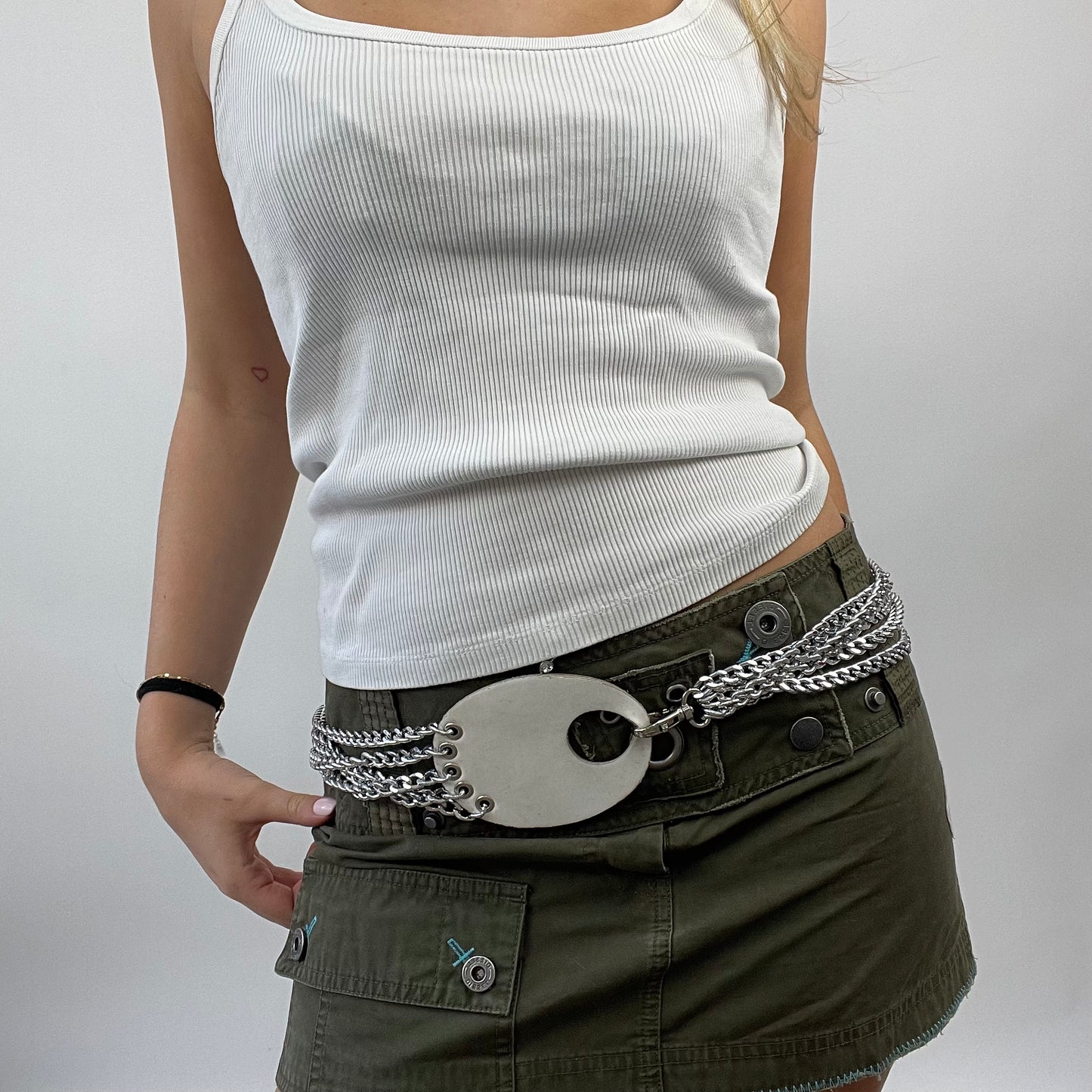 💻FUTURECORE DROP | silver chain belt with white buckle