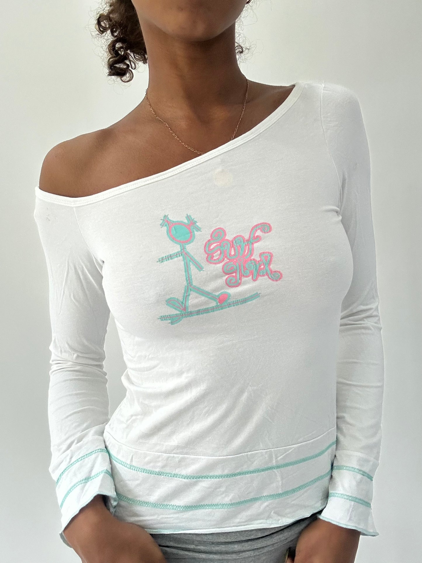 ‼️ | small white off the shoulder surf girl long sleeve top