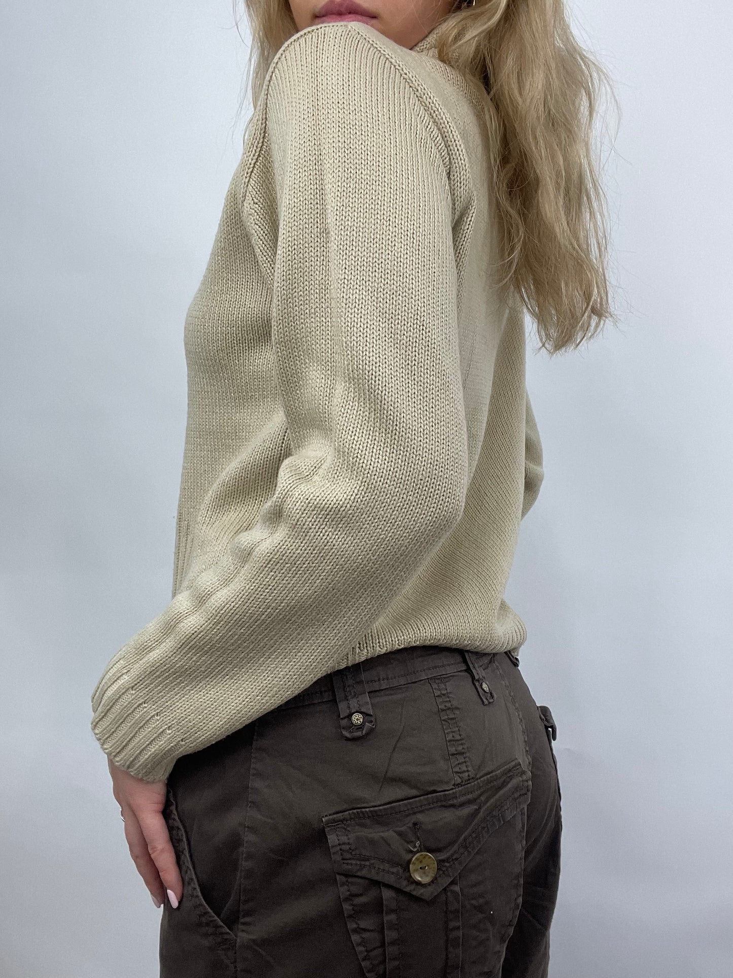💻 LIGHT ACADEMIA DROP | small beige roll neck jumper