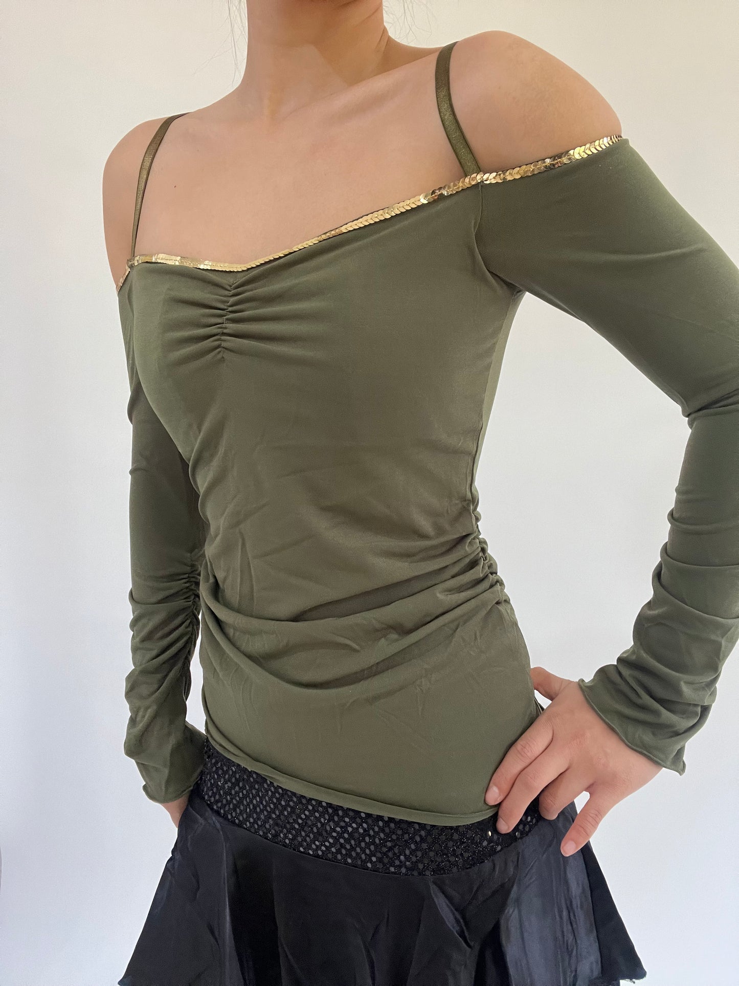 ‼️ | small green long sleeve ruched details top