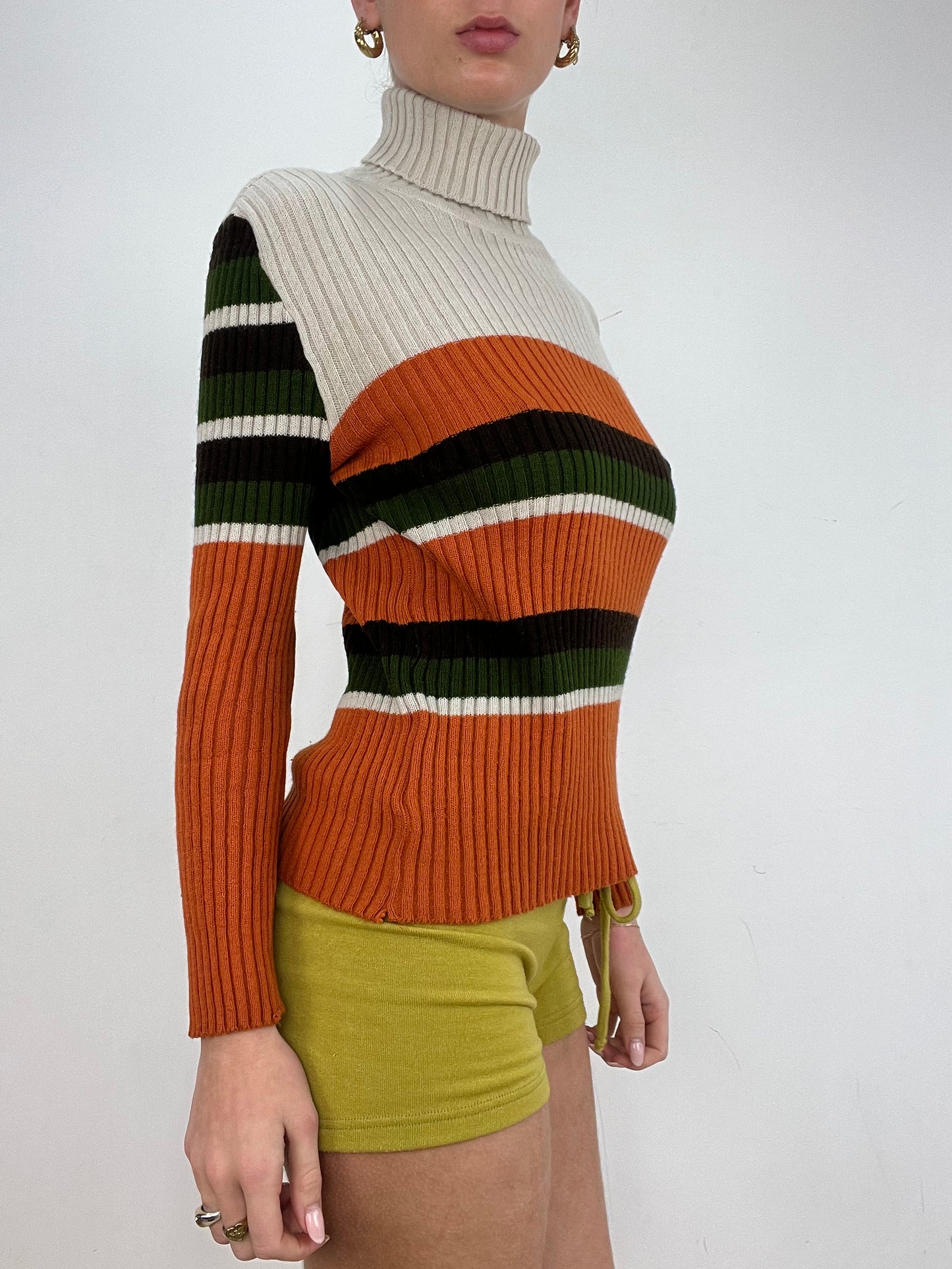 vintage edit ten | small black and orange striped jumper