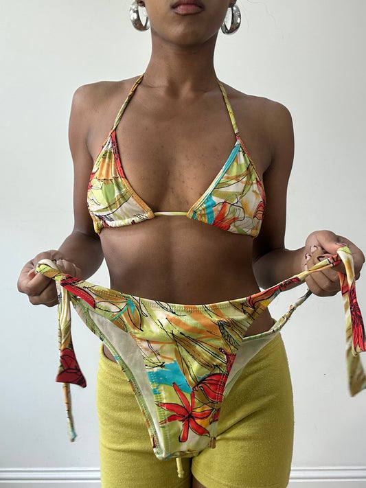 vintage edit thirty-one | small green bikini set with red floral print