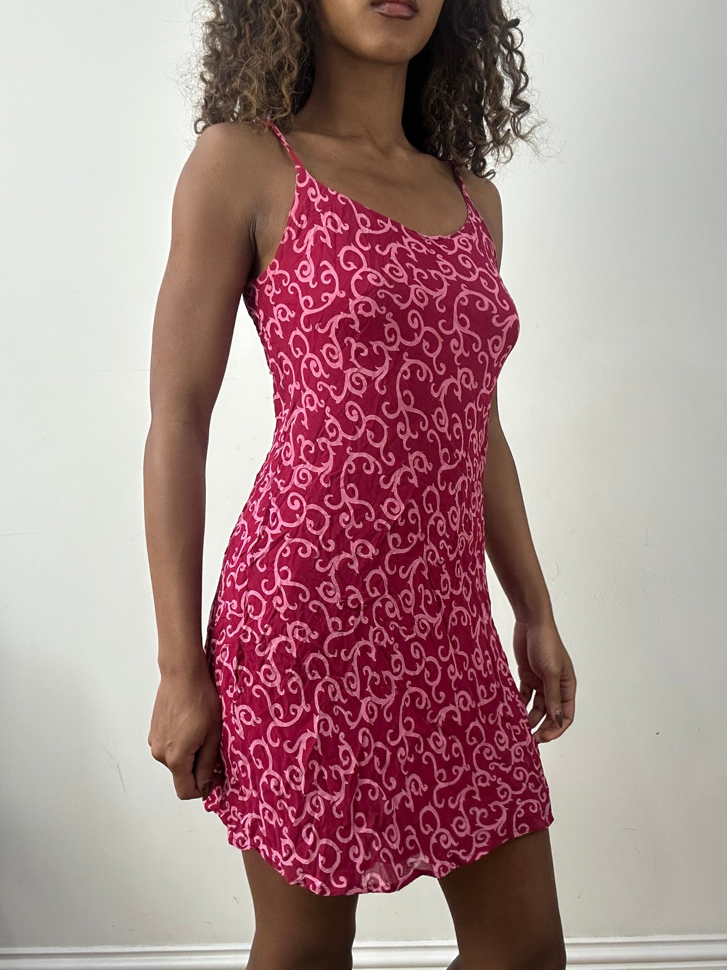 vintage edit: valentine’s day | small pink patterned mini dress