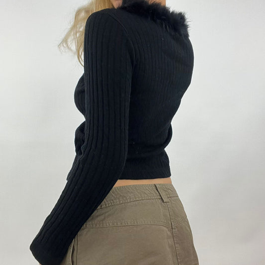 💻 12 DAYS OF XMAS DROP | small black cardigan with fur collar detail