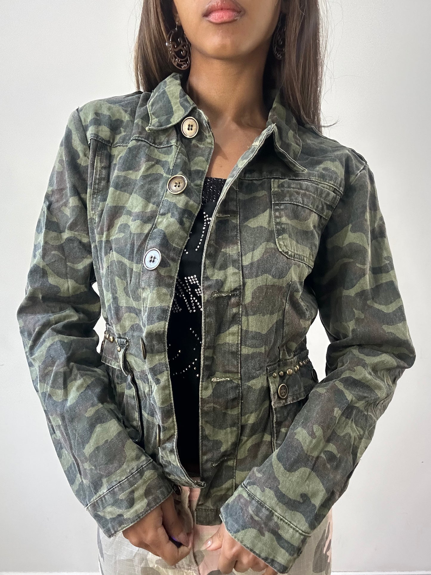 2016 edit | small/medium green camo print button up jacket