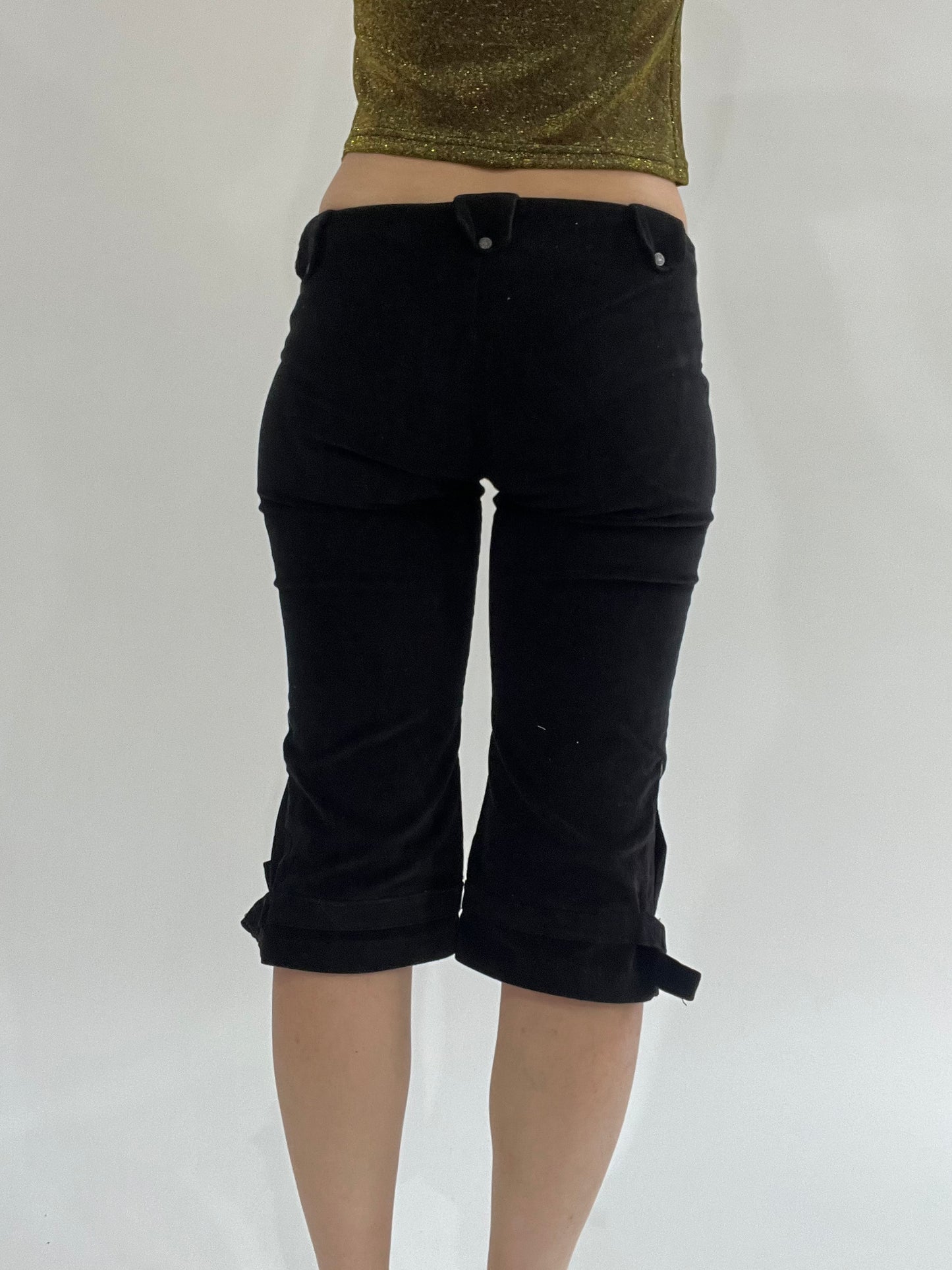 ‼️ | black button detail style shorts