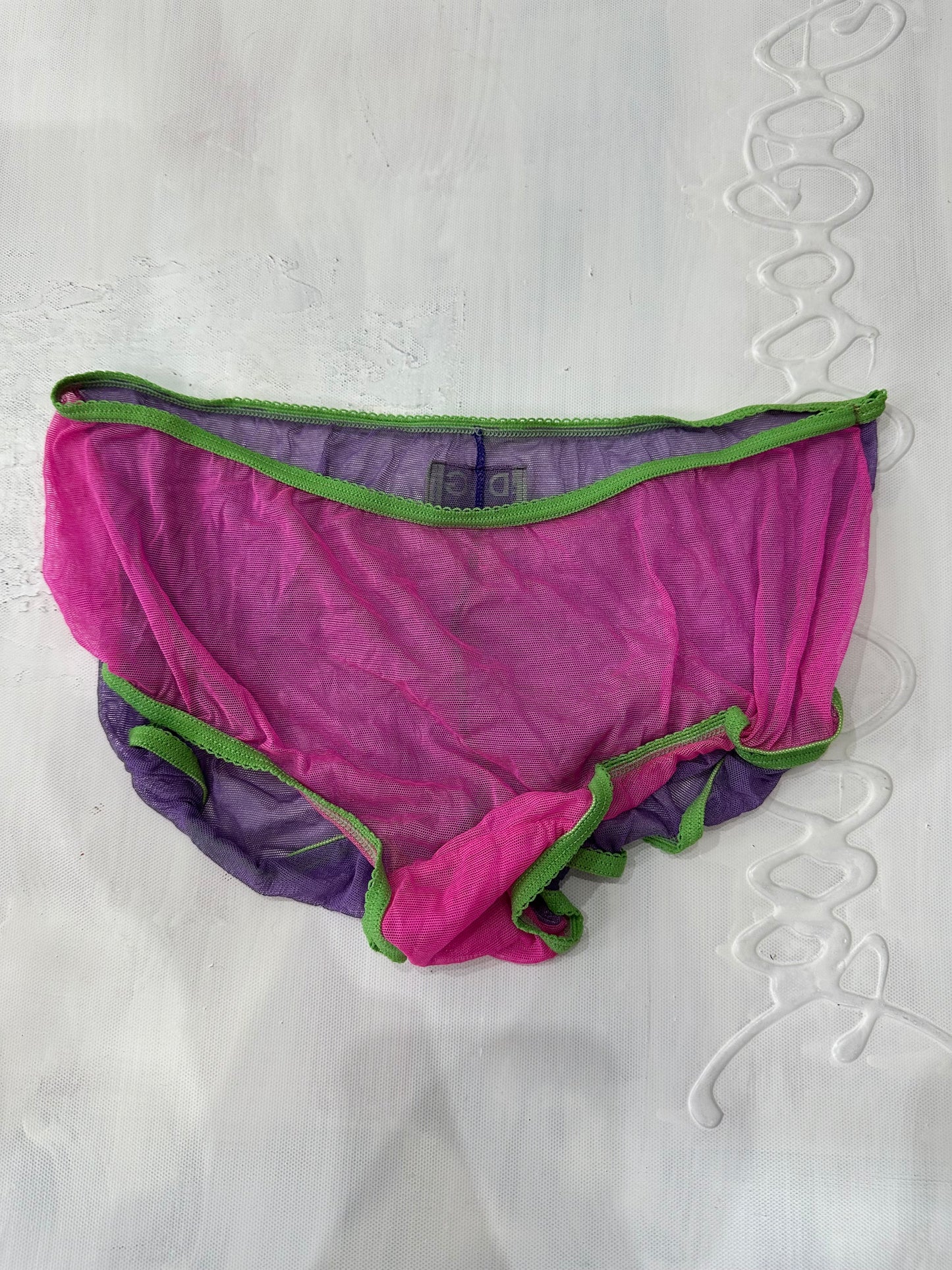 vintage edit: valentine’s day | medium/large purple D&G underwear