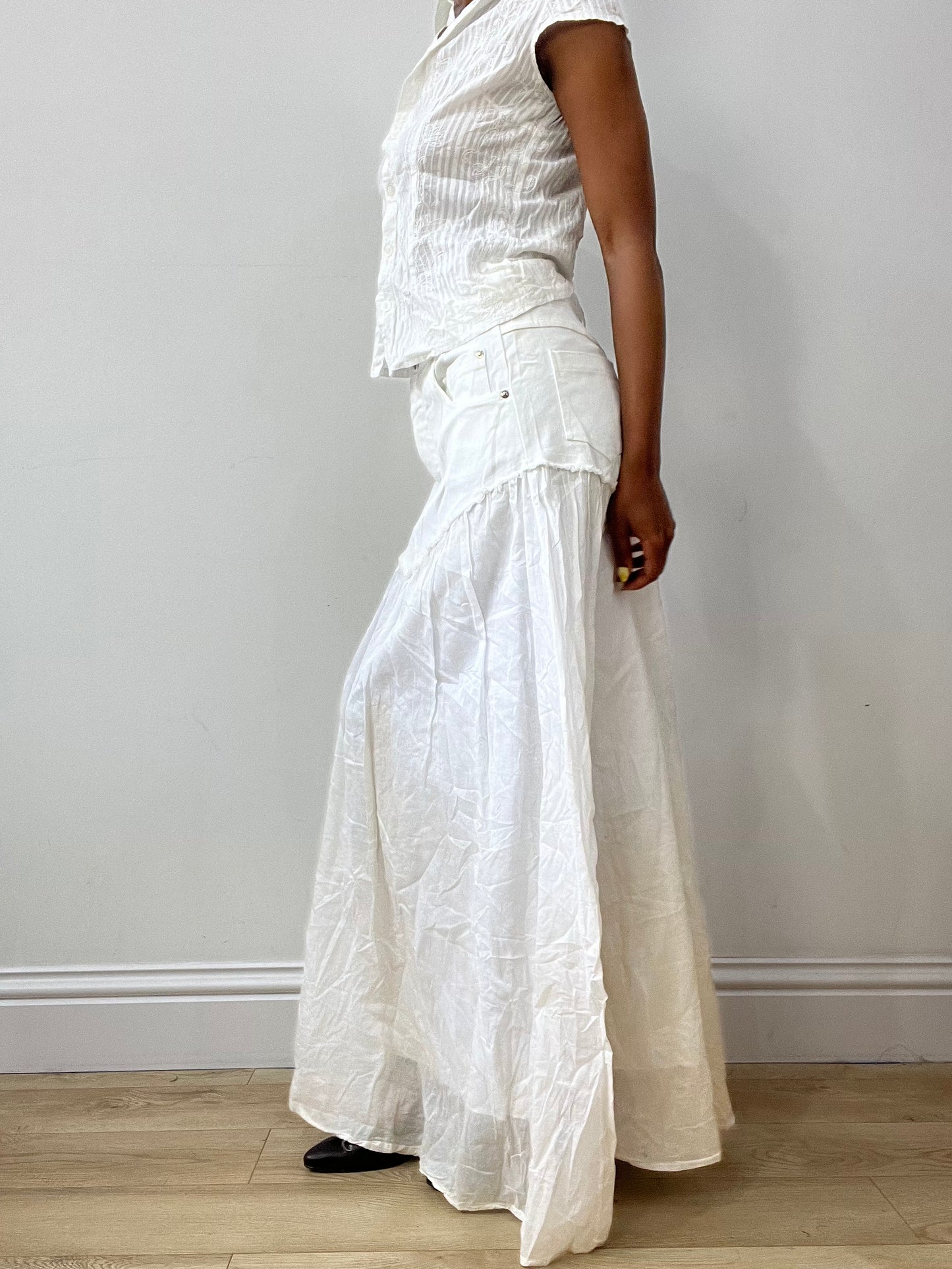 vintage edit thirty-two | medium white linen maxi skirt with denim waistband