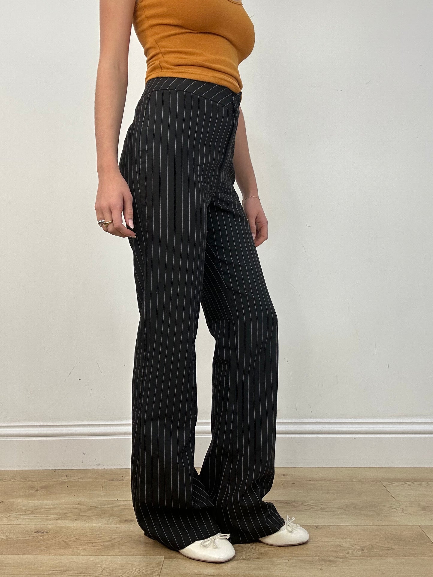 vintage edit: date night | small black pinstripe trousers