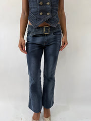 western edit | taille: S/M · couleur: bleu · matière: denim · article: jean · détails: ceinturé + court