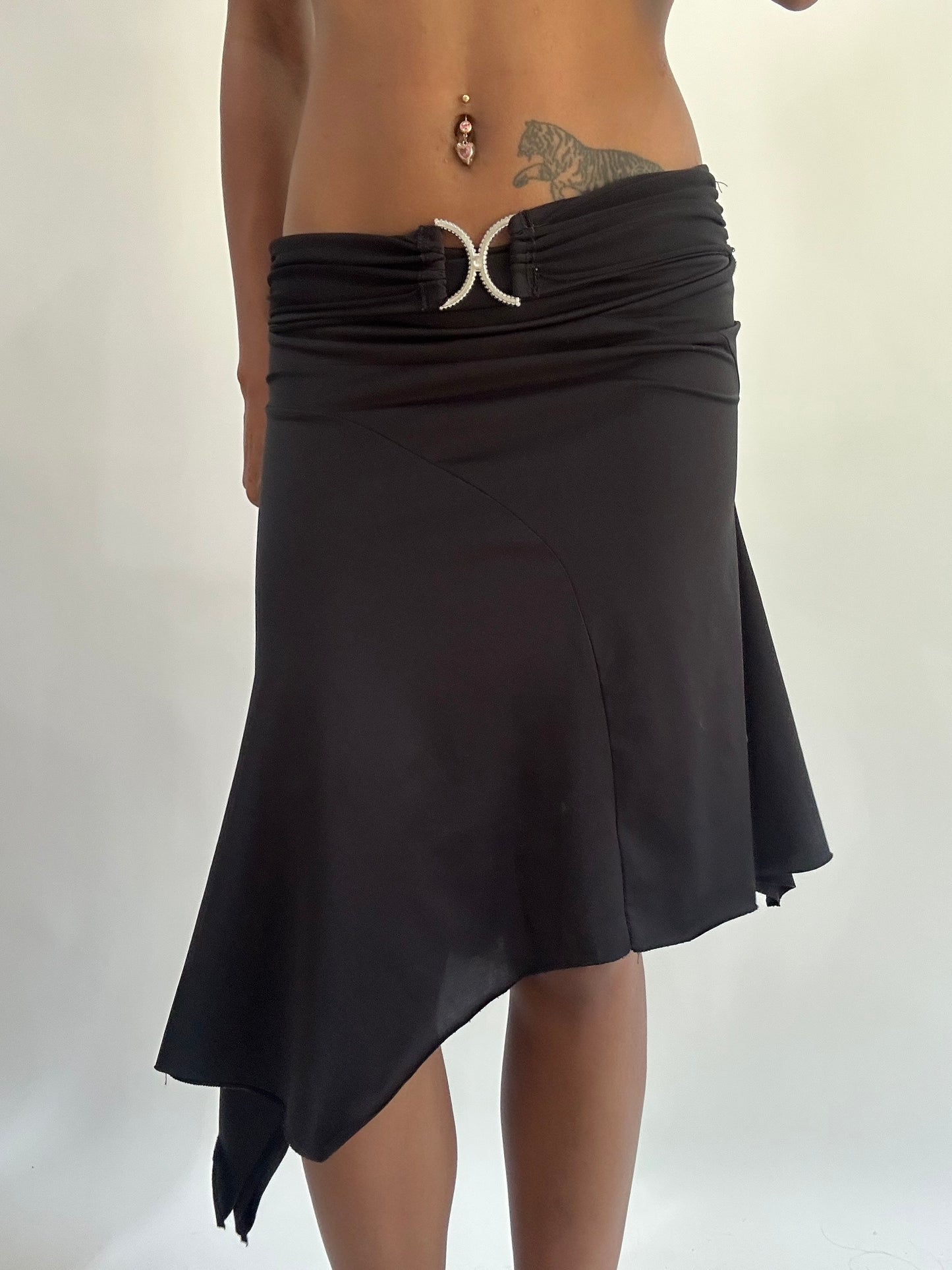 wag drop | extra small black asymmetric midi skirt