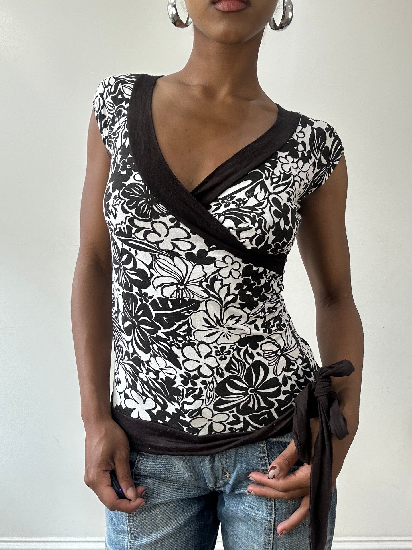 vintage edit thirty-one | small brown and white floral wrap top