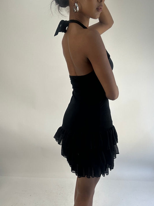 AUTUMN FAVOURITES | small black halter neck dress with ruffle detail