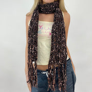 GIRL CORE DROP | brauner Strickschal mit gewebtem Band Detail