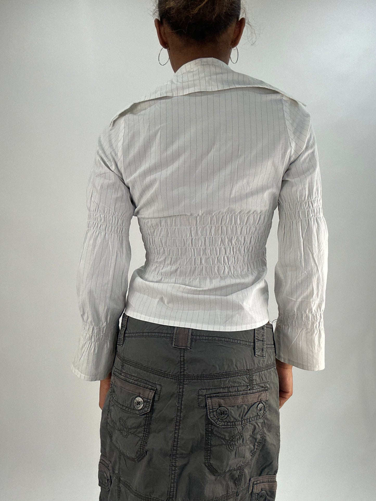 vintage edit thirty-five | small/medium white pinstripe top