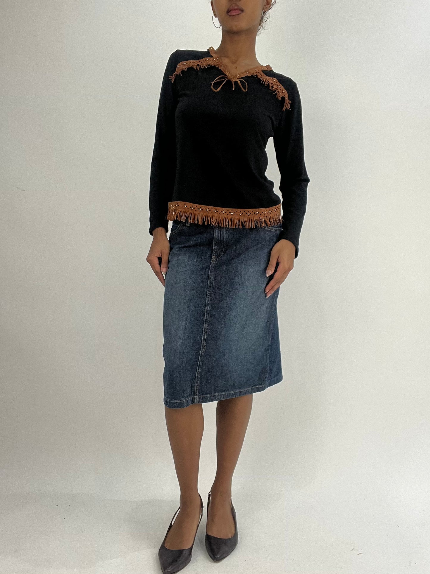 vintage edit thirty-five | medium black long sleeve top with fringe detail