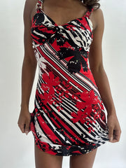 wedding guest drop | taille: S · couleur: rouge · article: robe · détails: à motifs + fleuri + longueur mini