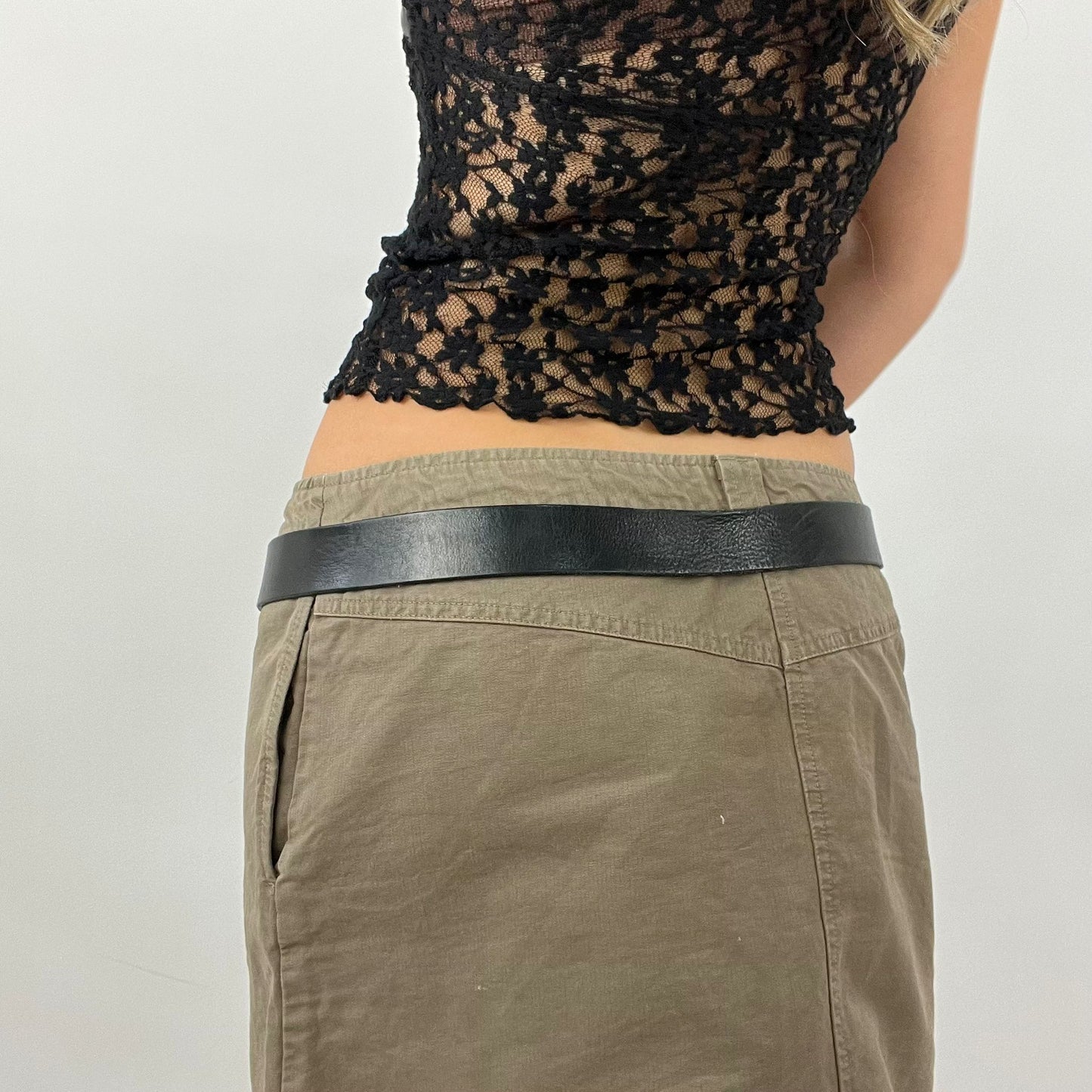 12 DAYS OF XMAS DROP | black moschino belt