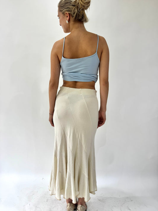 french summer drop | taille: S · couleur: crème · matière: maille · article: jupe · détails: longueur midi