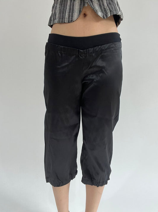 ‼️ |  black silky capris