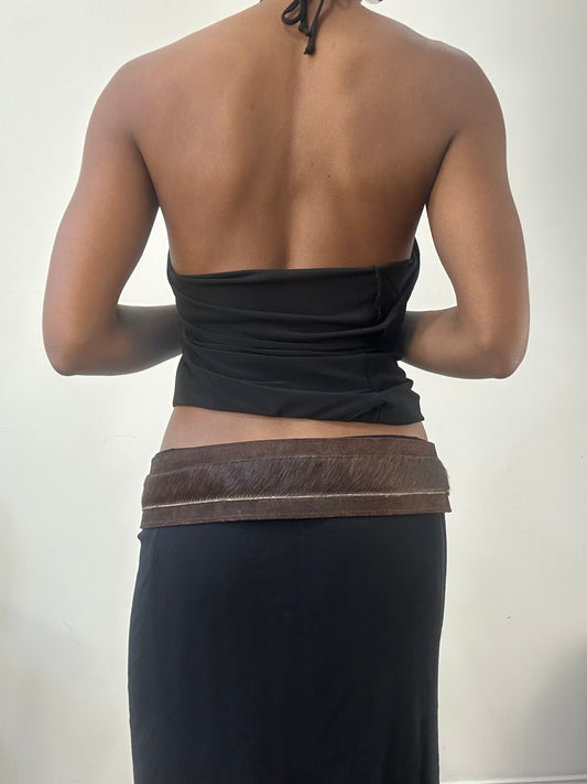 AUTUMN EDIT | couleur: marron · matière: fausse fourrure · article: ceinture · détails: chaîne + pompons + fermoir + détail