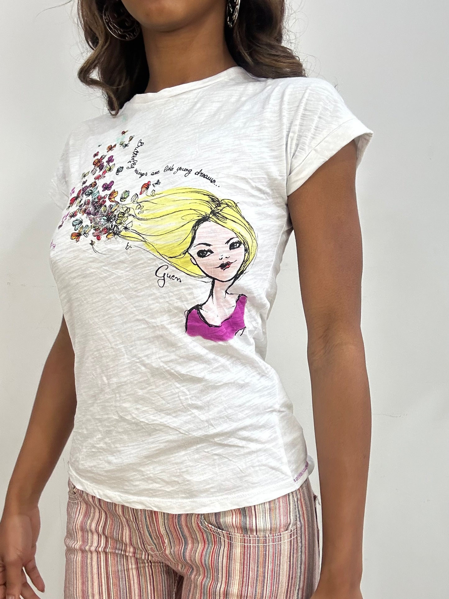 vintage edit: fashion week | small white guess graphic tshirt