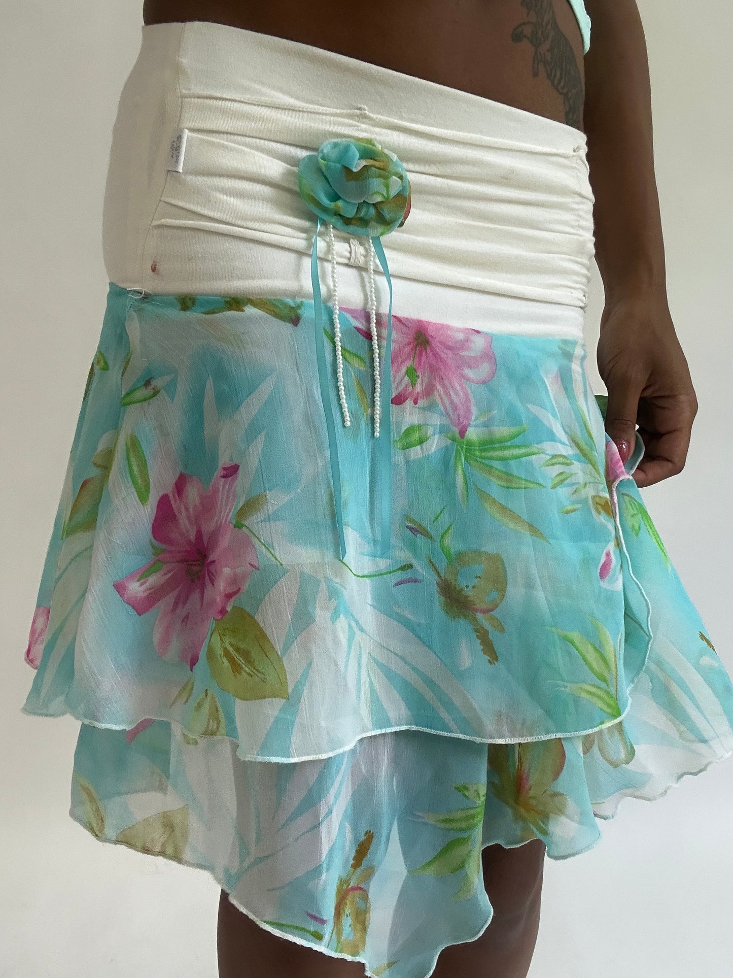 colourmaxxing drop | extra small blue drop mini skirt
