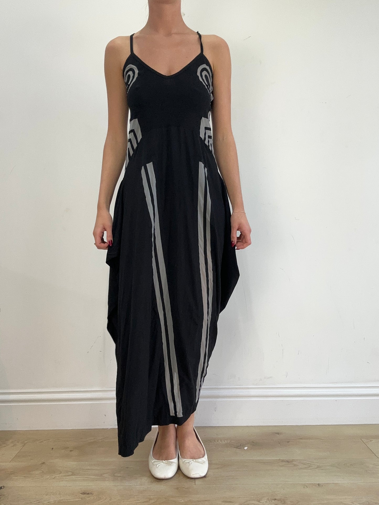 vintage edit sixteen | medium black and grey maxi dress