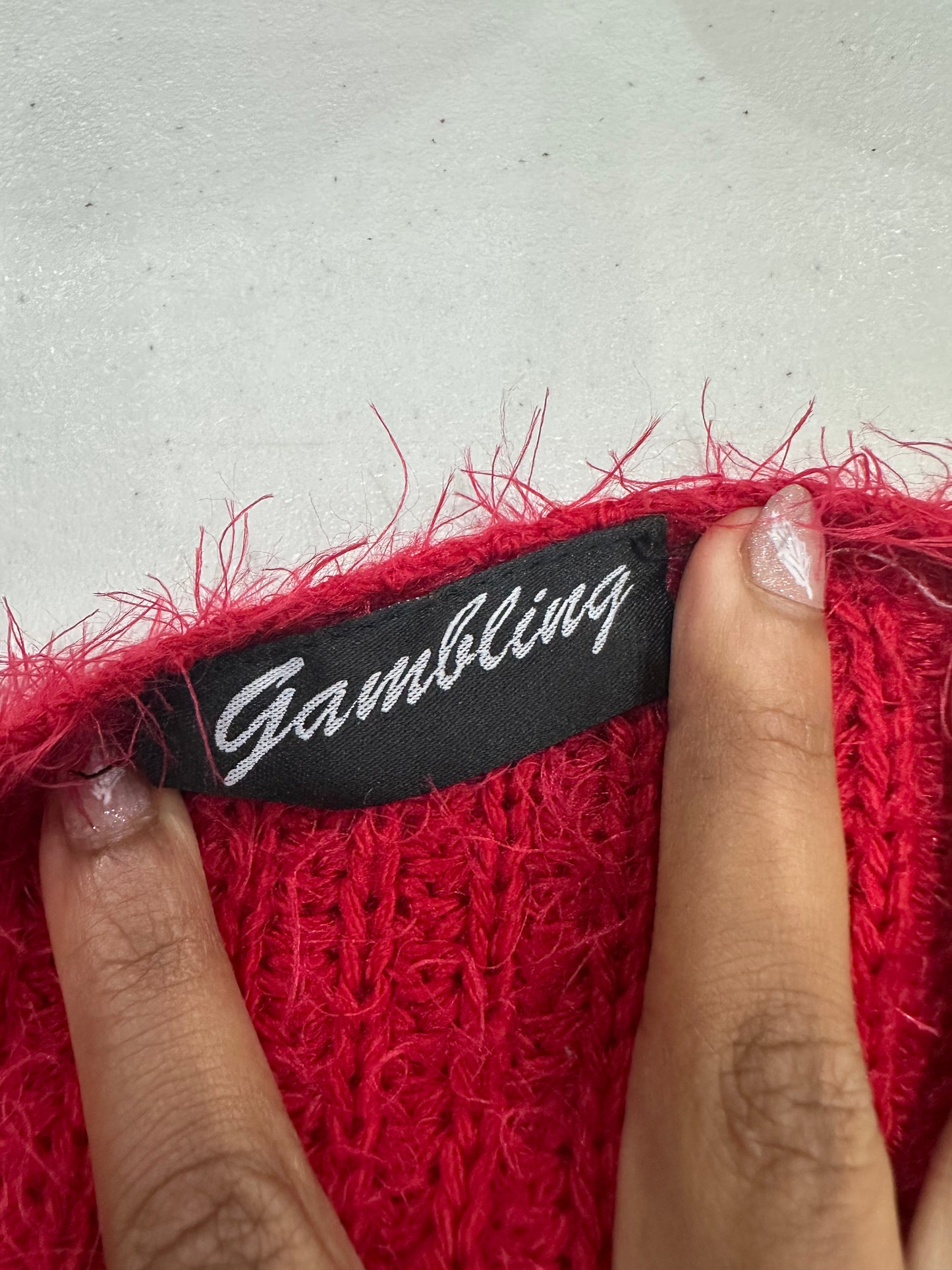 BEST PICKS | small red knit long sleeve jumper