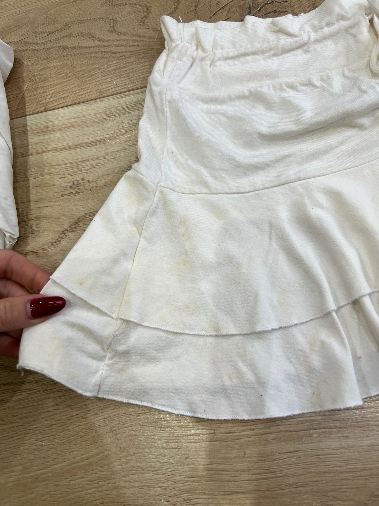 BEST PICKS | small white ruffle skirt