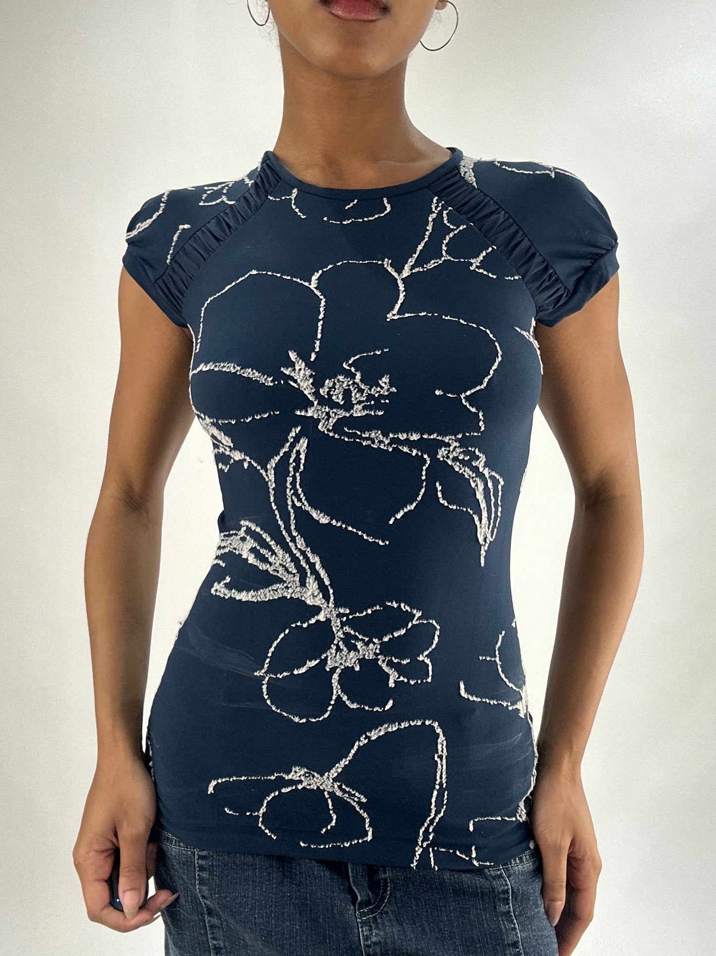 vintage edit thirty-five | extra small blue floral short sleeve top