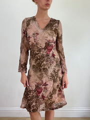 💚 miley cyrus edit | small brown and pink long sleeve midi dress with floral print