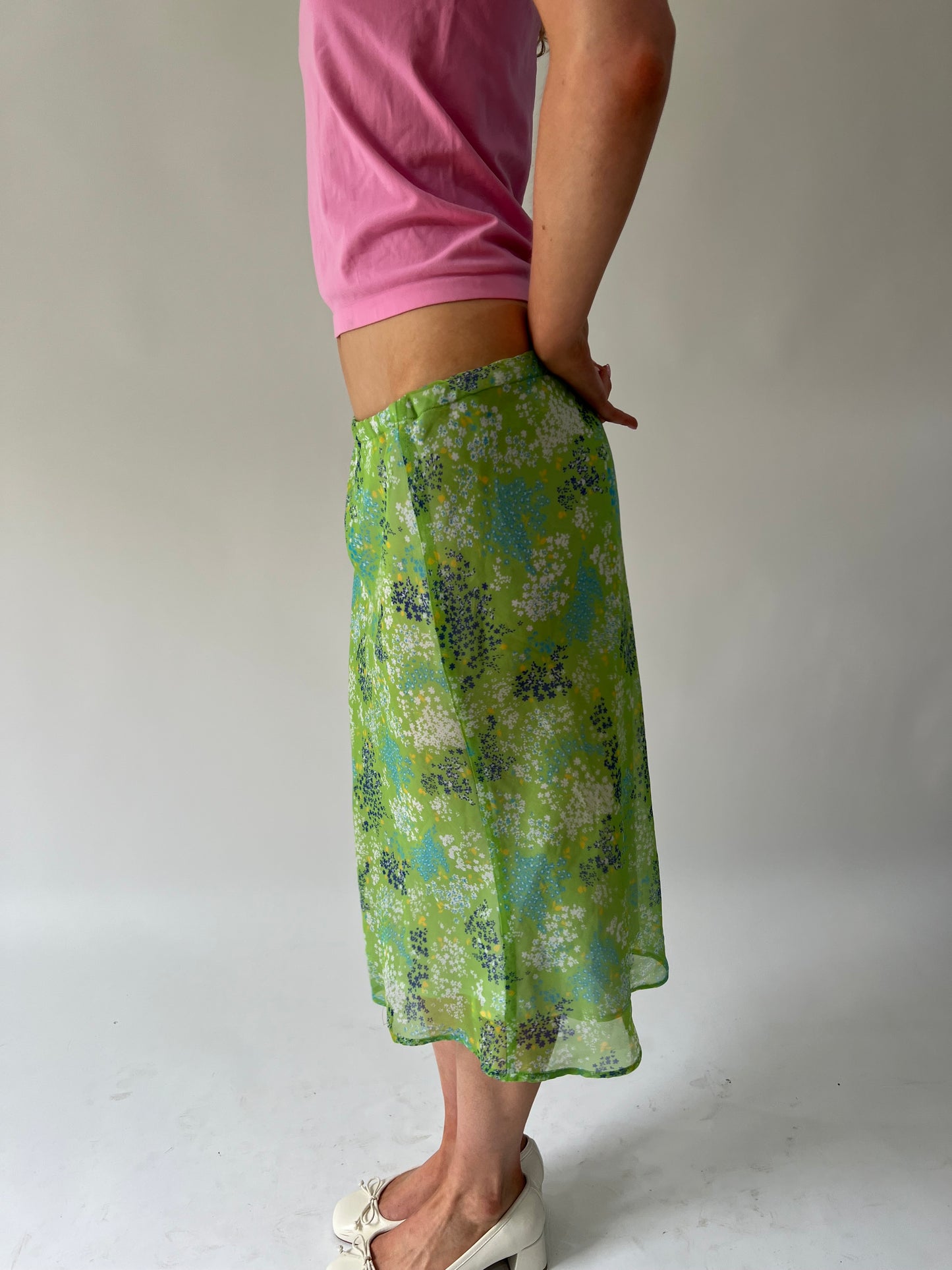 SATC drop | medium green midi skirt with mesh overlay