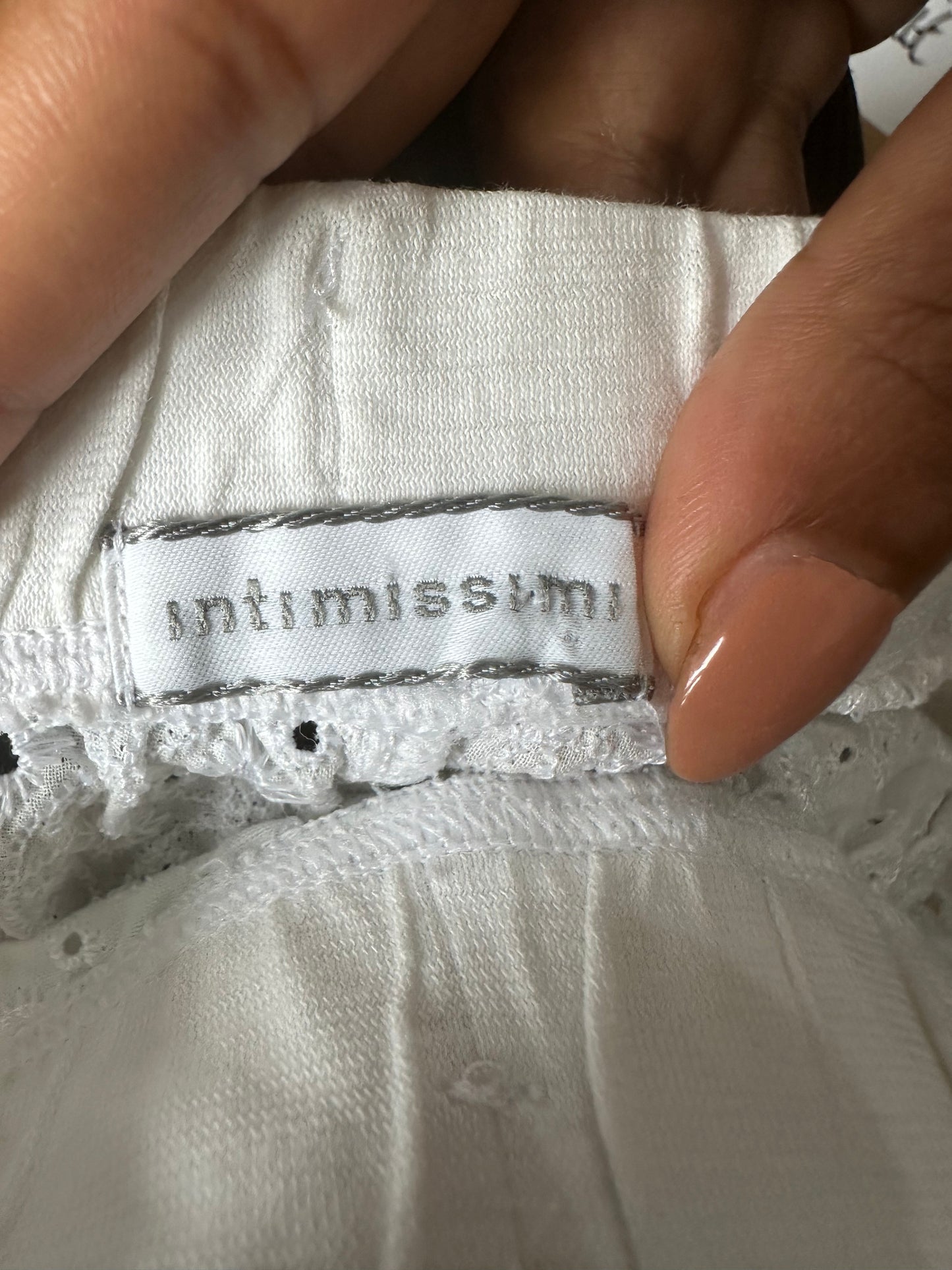 vintage edit twenty-five | small white intimissimi broiderie mini shorts