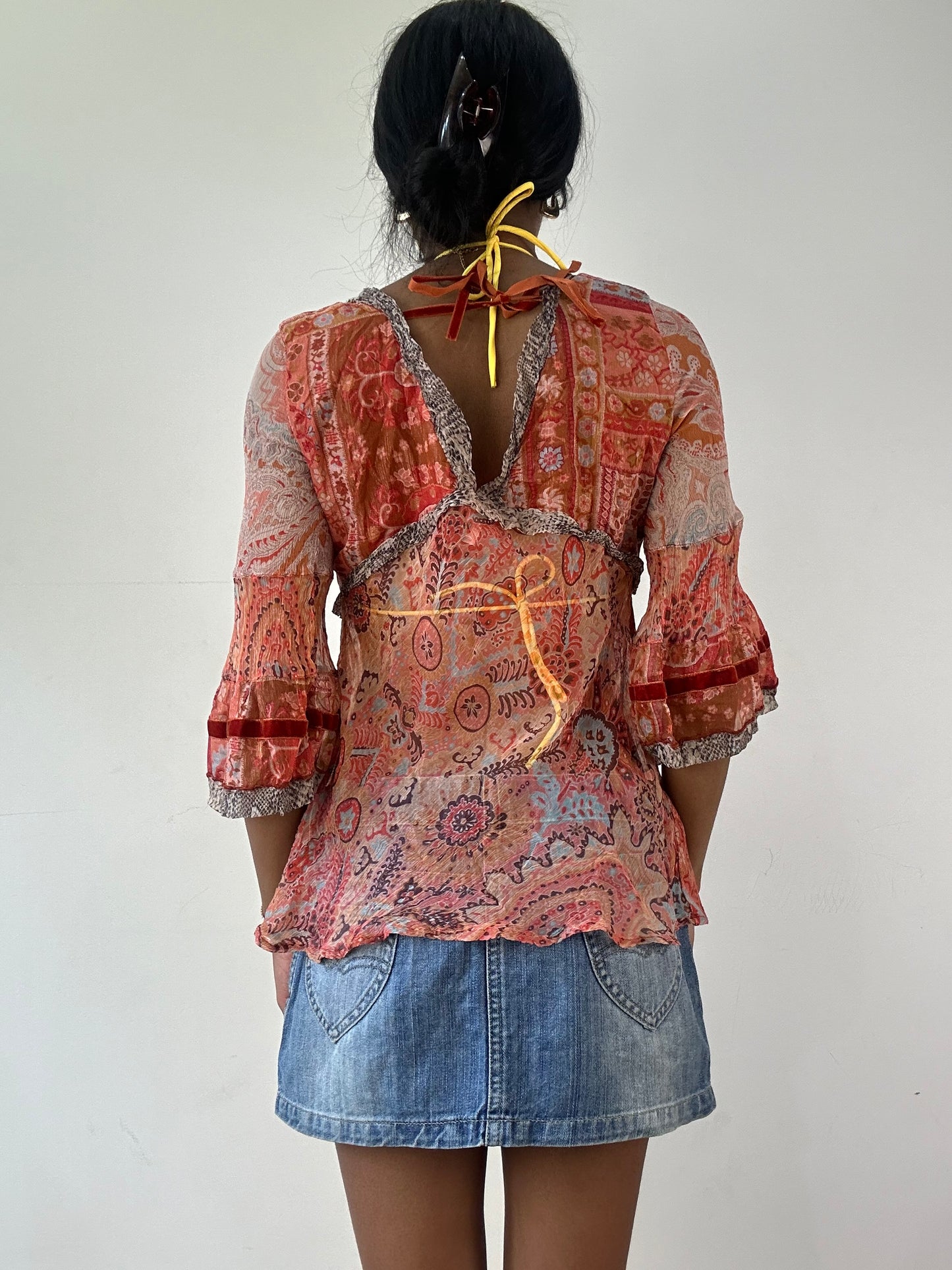 vintage edit twenty-one | small orange sheer 3/4 sleeve patterned top