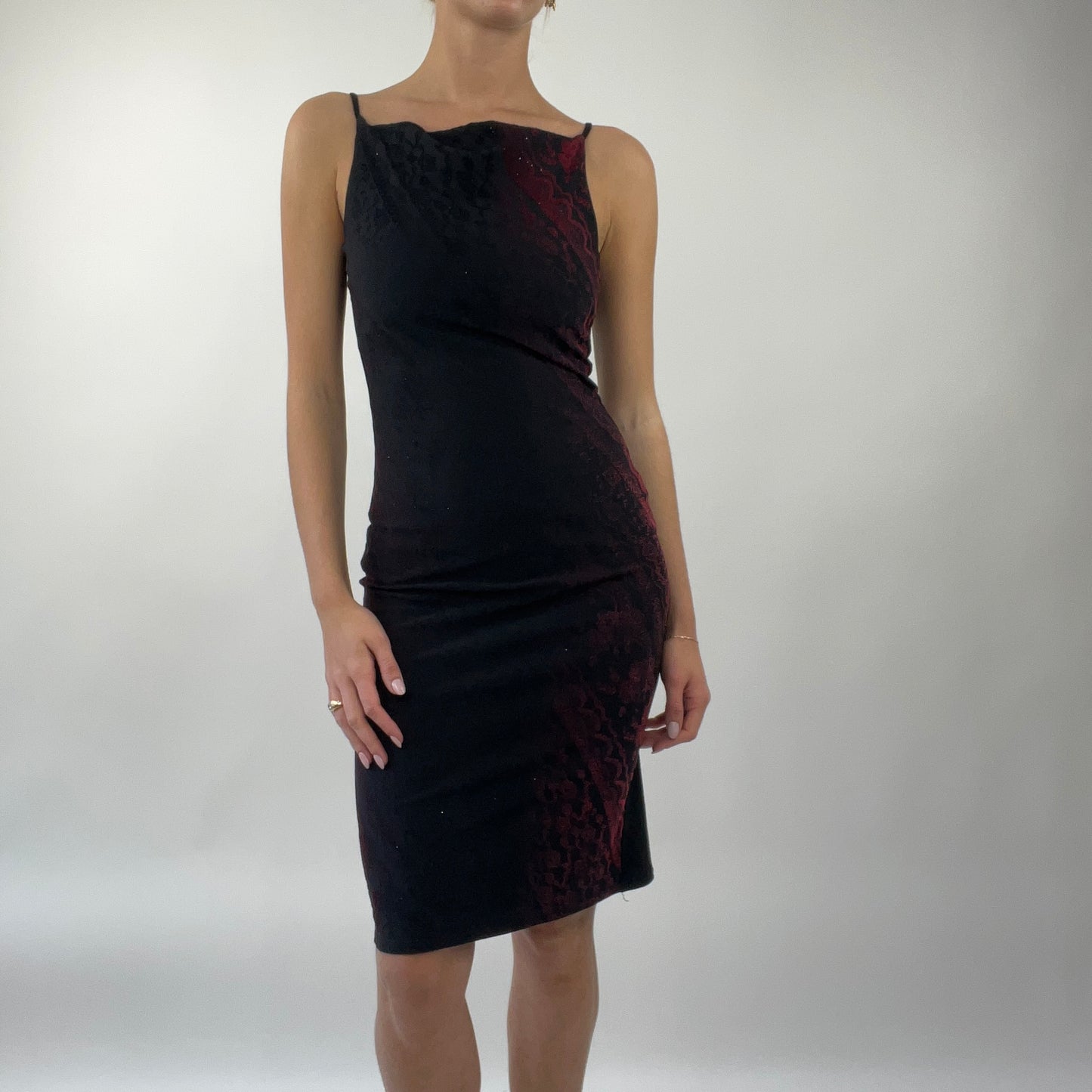 PROM SEASON DROP | small black dress with red abstract pattern