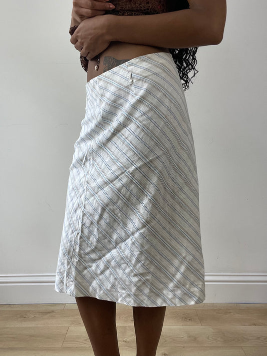 vintage edit twenty-five | taille: S · couleur: blanc + bleu · article: jupe · détails: longueur midi + rayures + motif + orsay