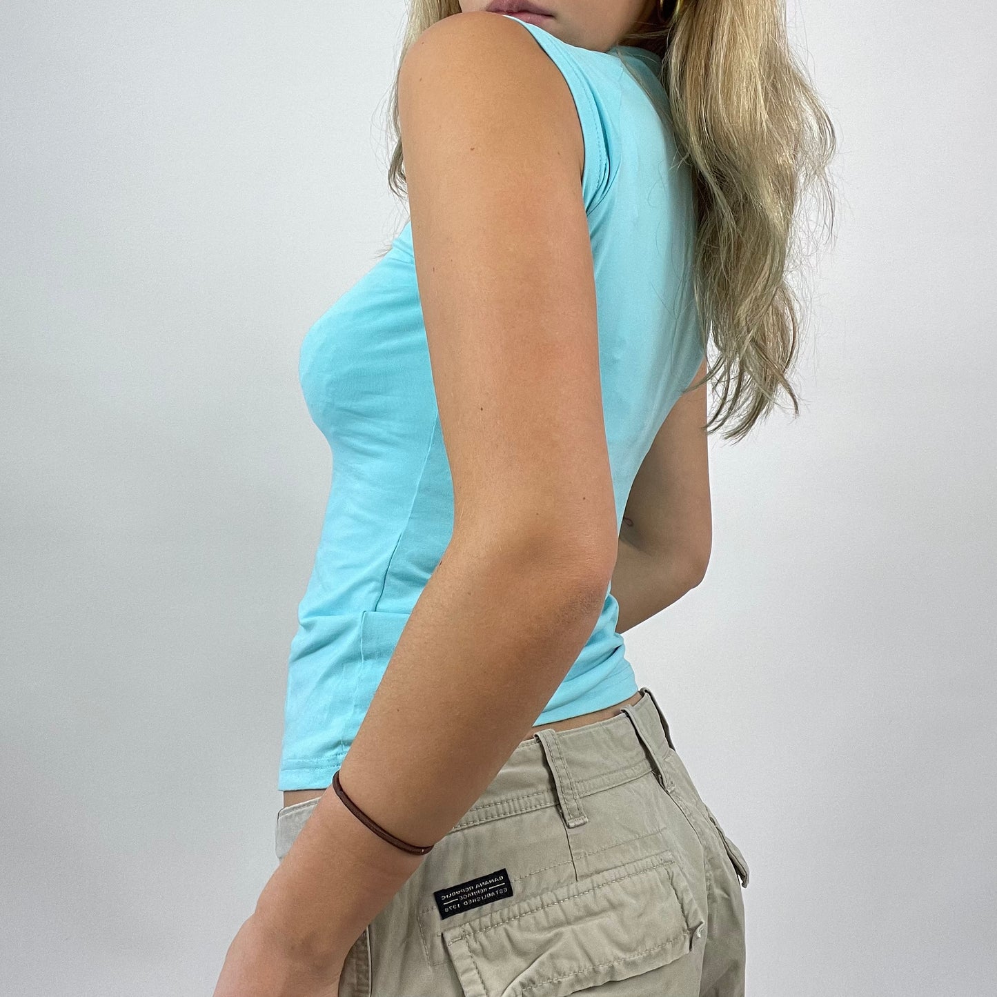 CHALET GIRL DROP | small blue top with v-neck