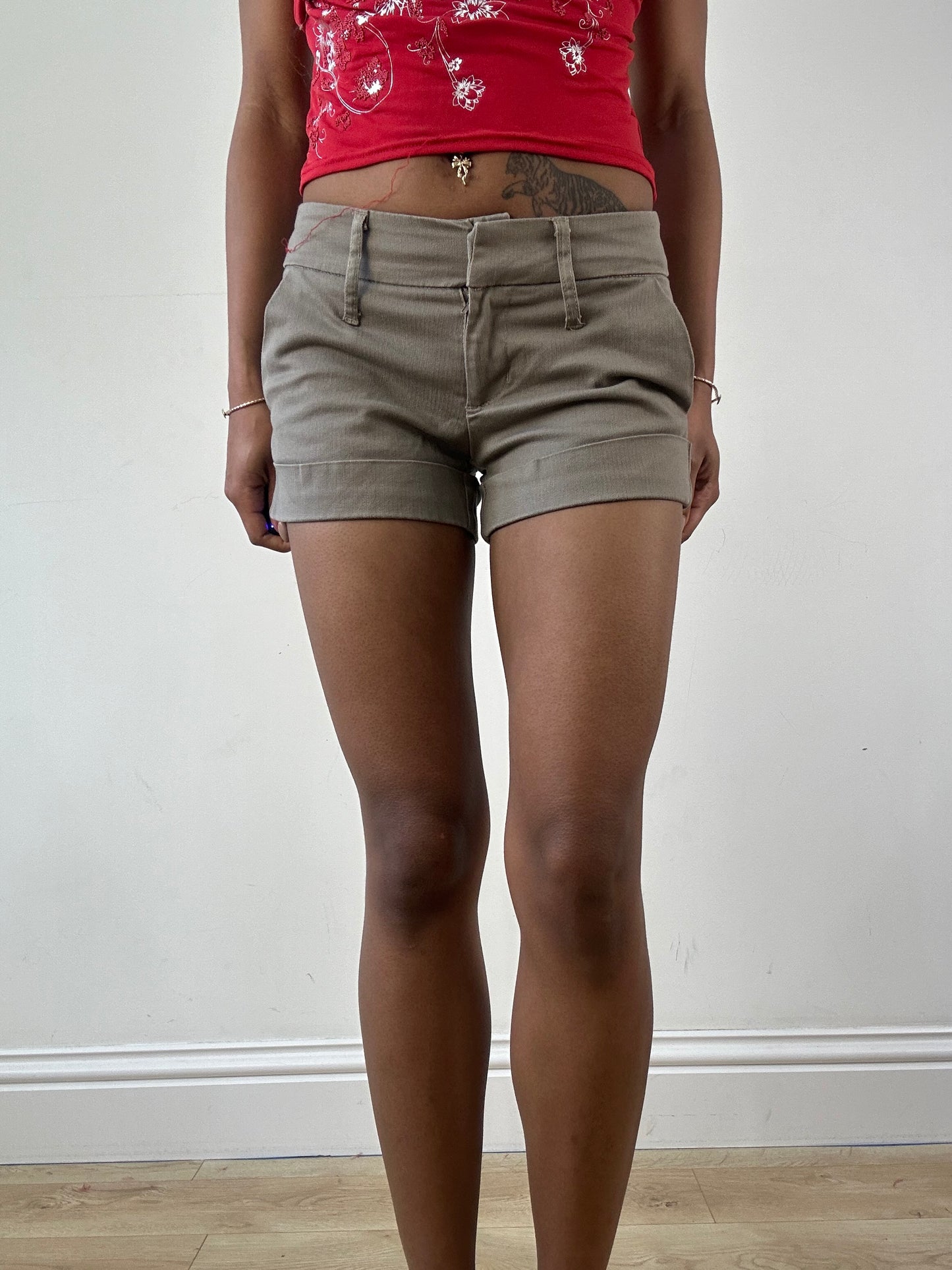 vintage edit twenty-one | extra small light brown mini shorts